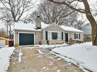 4233 Pinecrest Rd, Rockford, IL 61107