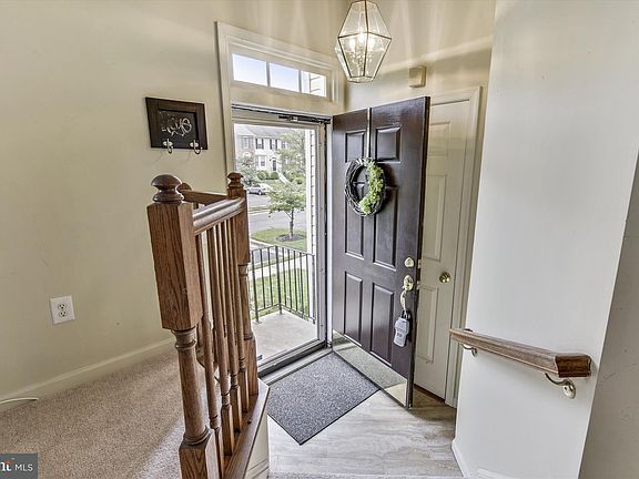 3rd image of 720 Pine Drift Dr