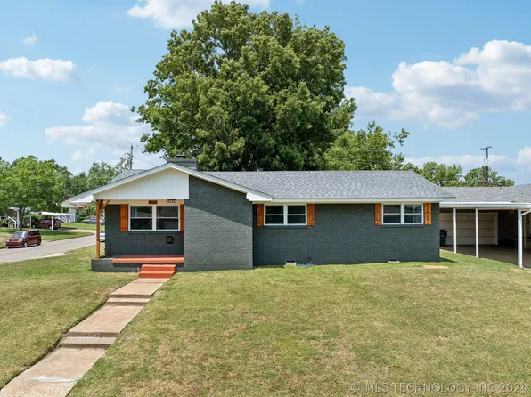 5719 E 25th Pl, Tulsa, OK 74114