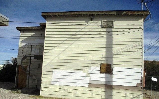 2nd image of 2022 Crawford St