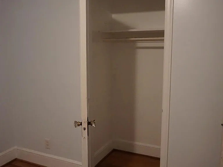 20 Devonshire Pl — Photo 13