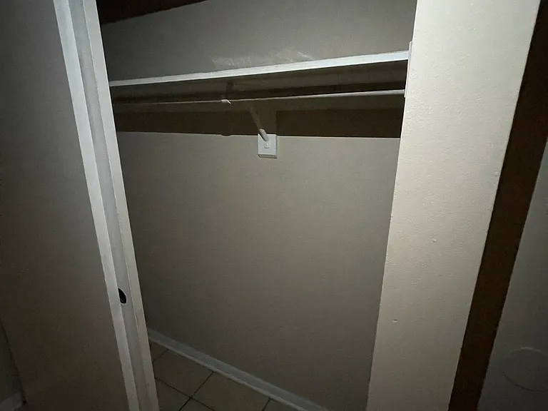 1517 Jupiter Ave — Photo 17