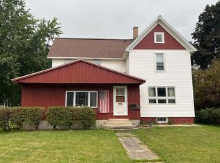 510 & 550 W Fountain St, Columbus, WI 53925