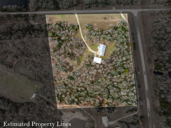 8952 Gibbons Creek Rd, Anderson, TX 77830