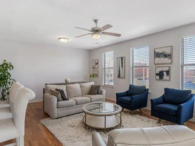 580 S Main St #204-1 — Photo 22