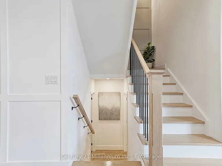 160 Sycamore St — Photo 22