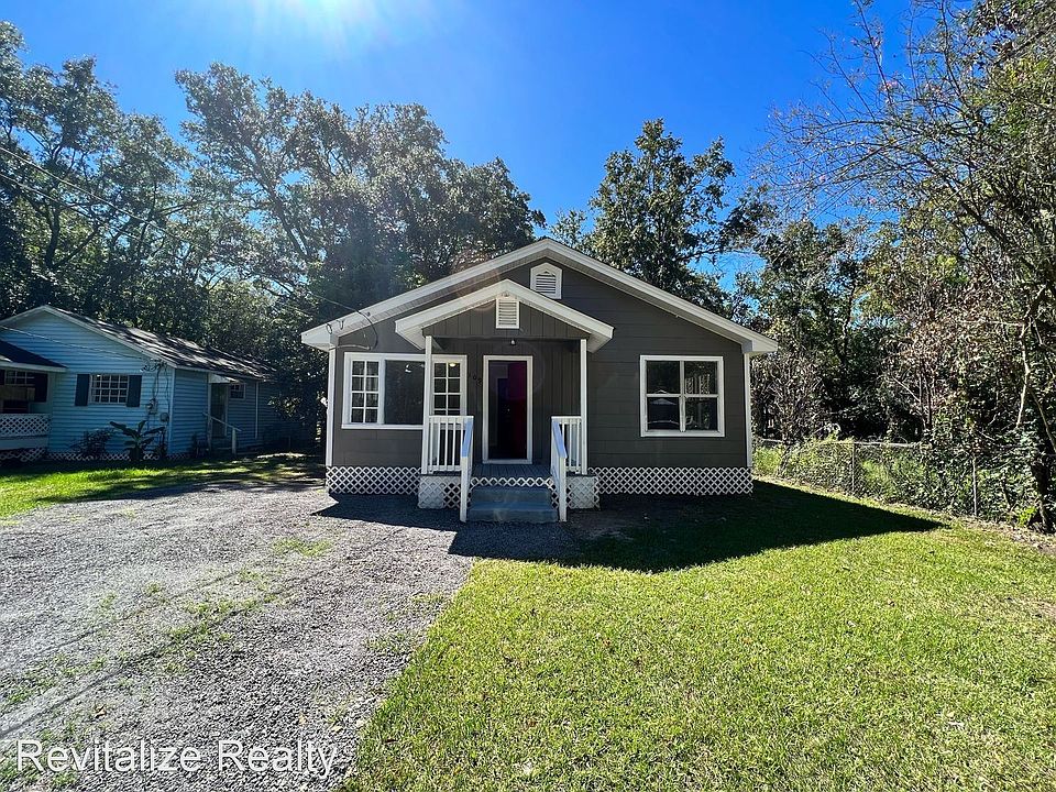 109 5th Ave, Chickasaw, AL 36611 Zillow