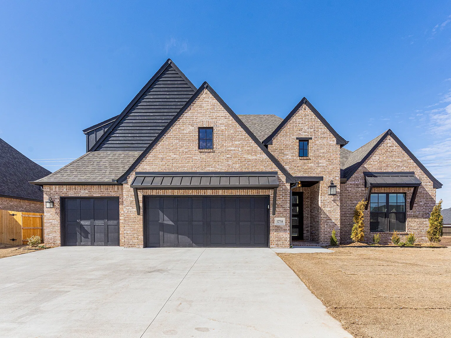 5 bed, 3.5 bath, 3677 sqft, $3,450 — Photo 1