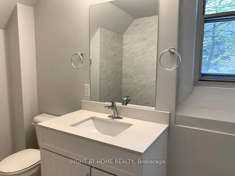 13760 Keele St — Photo 20