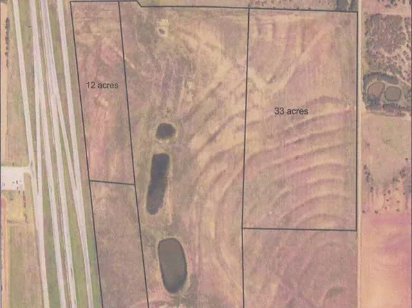 422 Saint Hwy, Seymour, TX 76380