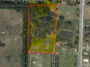 S Knoxville Ave, Russellville, AR 72802