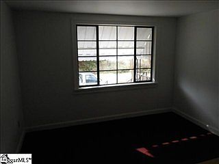 3rd image of 144 Evelyn Rd
