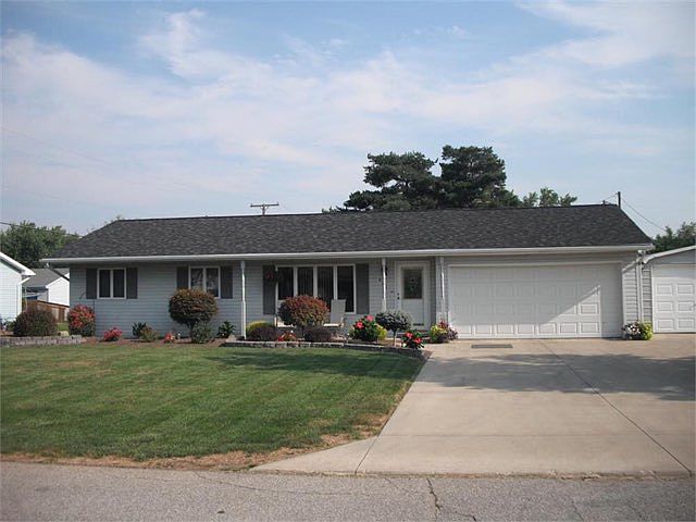 1st image of 501 Morton Ln