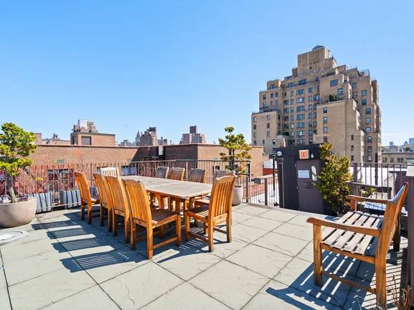 225 West 10th Street D image 7 of 8