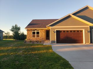 1402 E 20th St, Marshfield, WI 54449