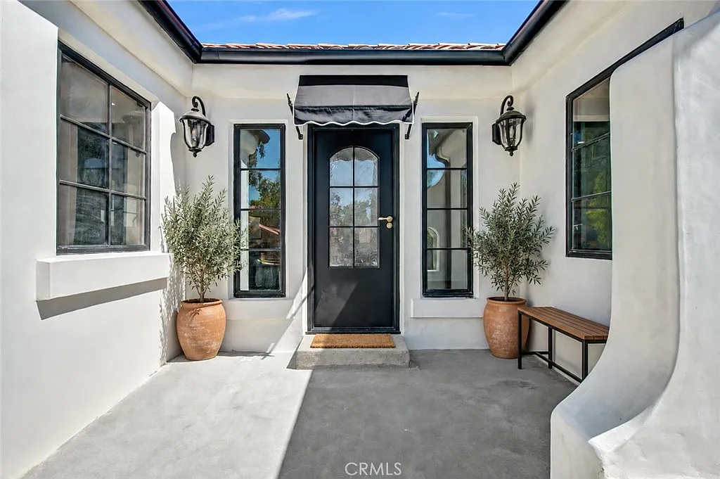 3 bed, 1500 sqft, $8,000 — Photo 3