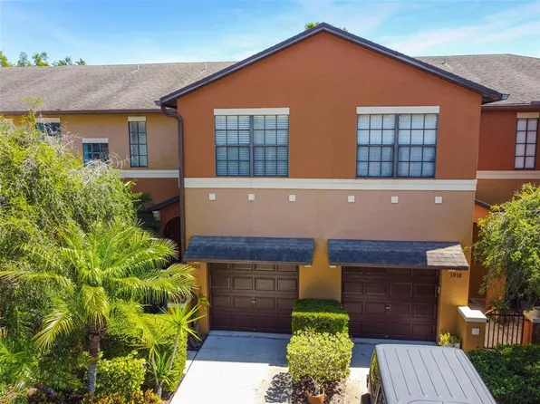 1020 Blackwater Dr, Zephyrhills, FL 33543