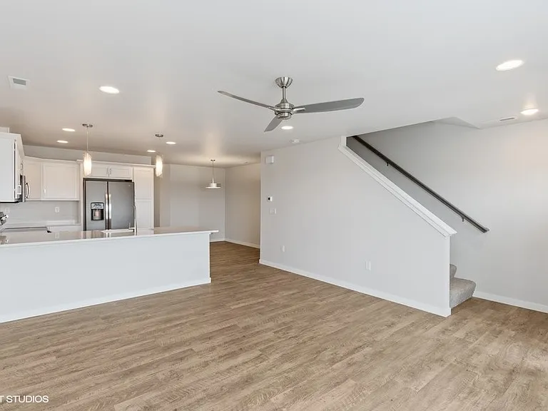 2229 Saint Andrews Dr — Photo 5