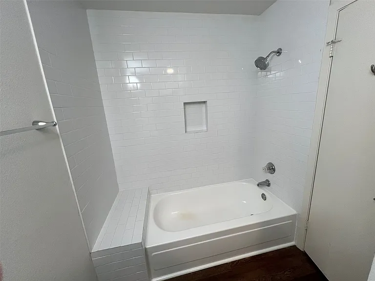 7640 W Greenway Blvd #2C — Photo 10