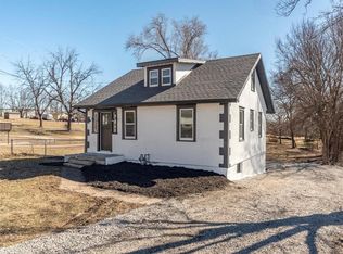5302 Pickett Rd, Saint Joseph, MO 64503