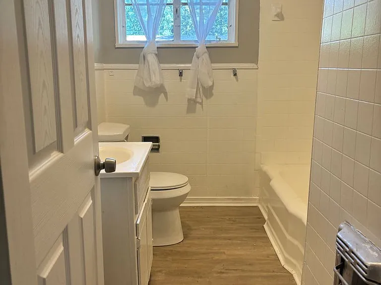 3251 Corey Dr — Photo 8