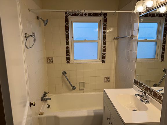 2nd image of 808 Birk Ct