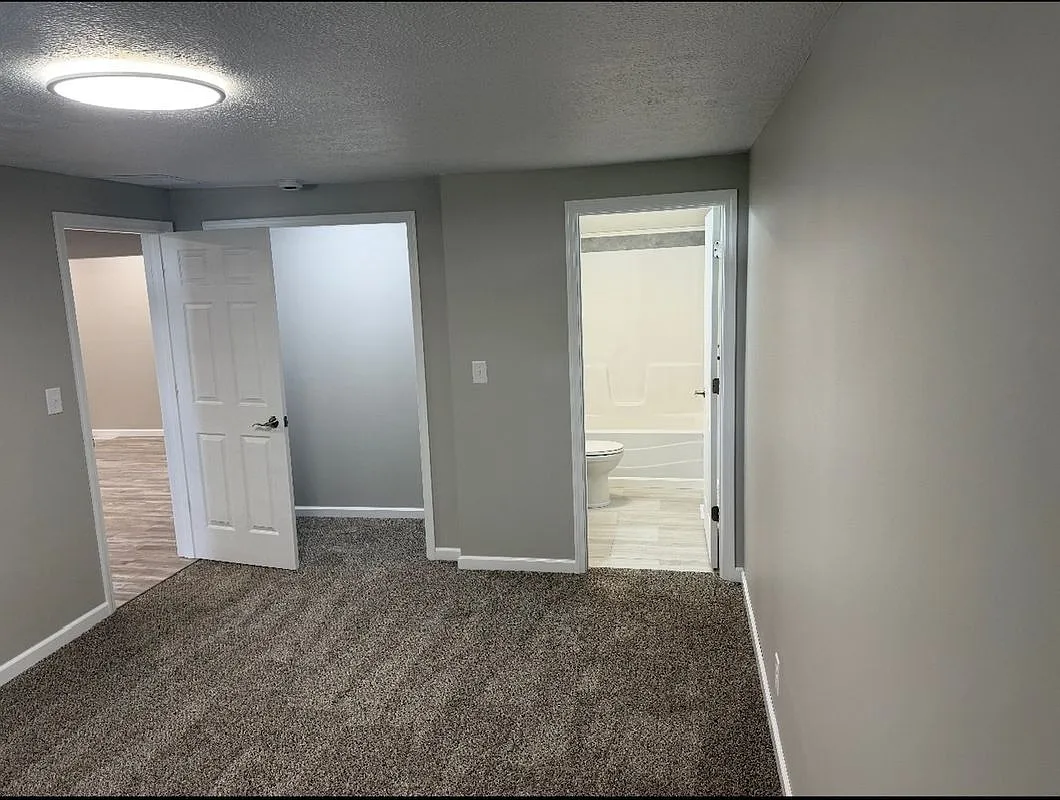 3 bed, 2.0 bath, 1250 sqft, $1,400 — Photo 4