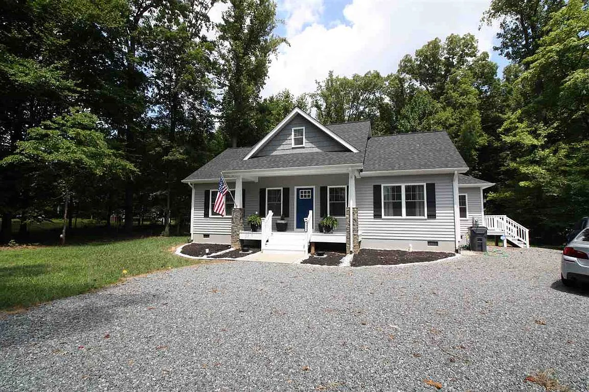 3077 Proffit Rd photo 1
