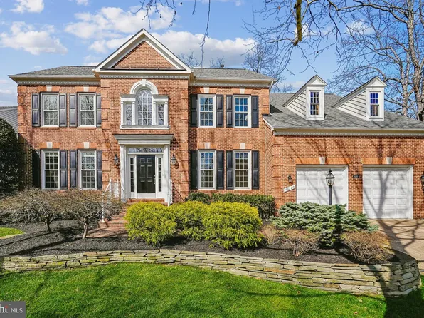 43220 Edgartown St, Chantilly, VA 20152