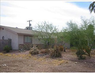3rd image of 6213 Clarice Ave