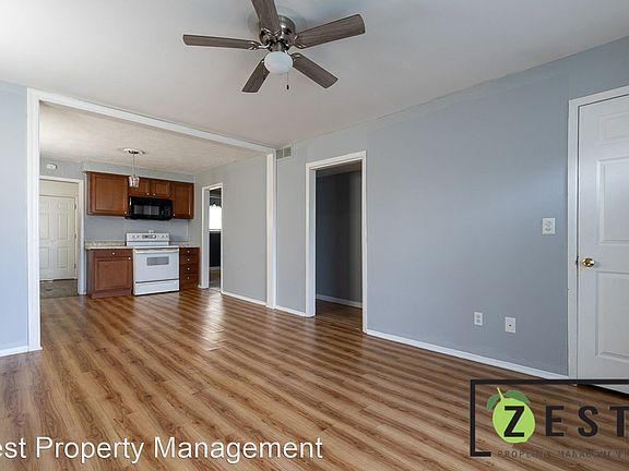 4th image of 8724 Essex Ave
