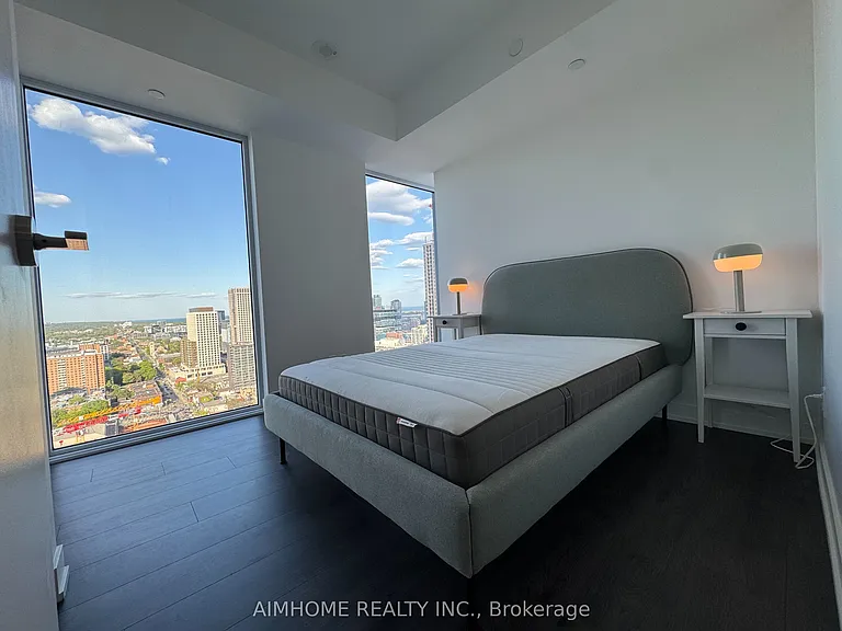 100 Queen St E #3103 — Photo 3