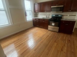 189 Hobson St #3, Newark, NJ 07112