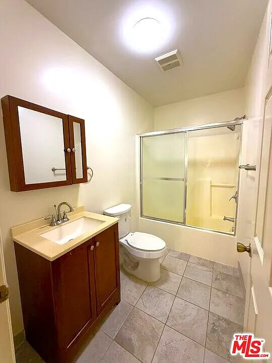 2 bed, 2.0 bath, 950 sqft, $2,650 — Photo 3