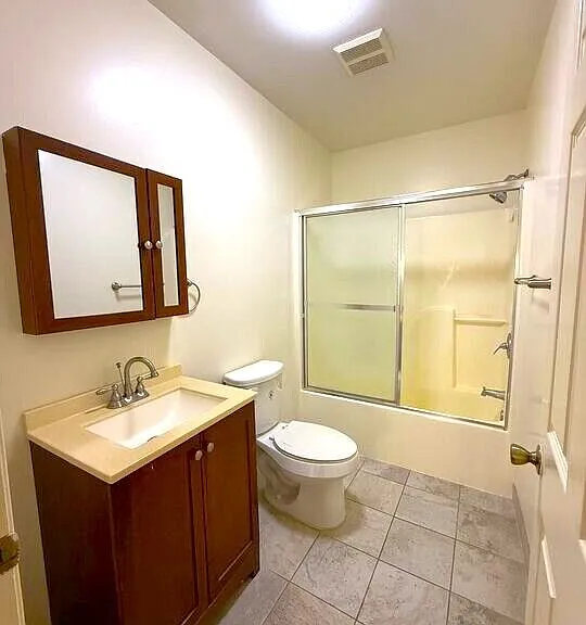 4343 W 4th St — Photo 3