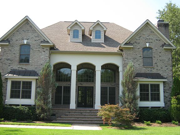 5th image of 813 White Horse Dr