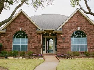 662 Clarenda Falls Dr, Sugar Land, TX 77479
