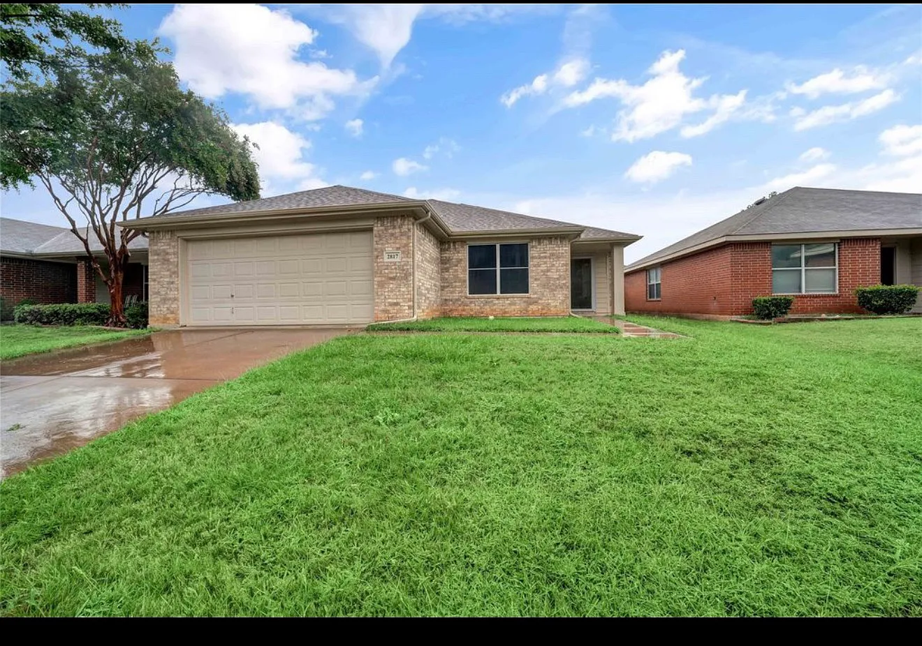 2817 Maegen Cir — Photo 1