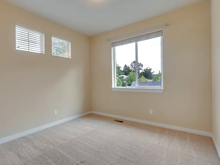 1418 34th St SE — Photo 25