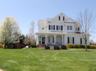 726 Parkway Dr, Littlestown, PA 17340