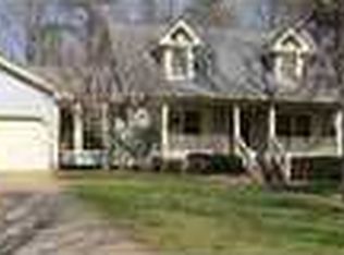 4705 Cedarfield Dr, Raleigh, NC 27606