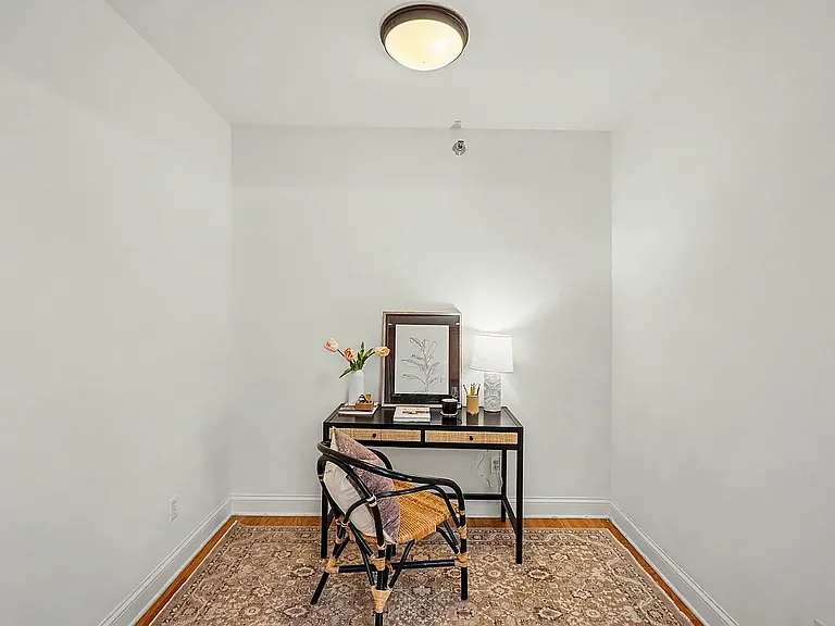 3810 W 31st St #101 — Photo 13