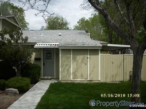 1st image of 940 Woodberry Dr