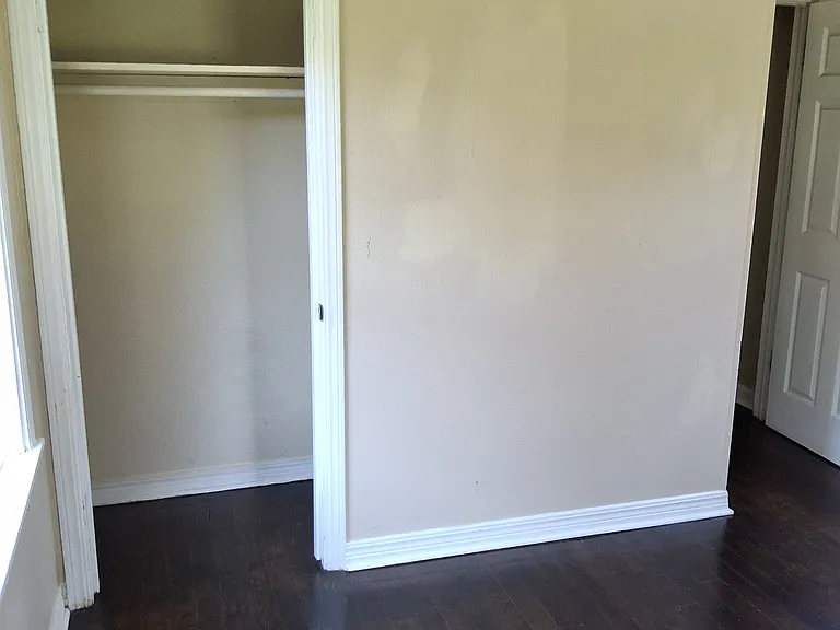 1552 S Elm Ave — Photo 24
