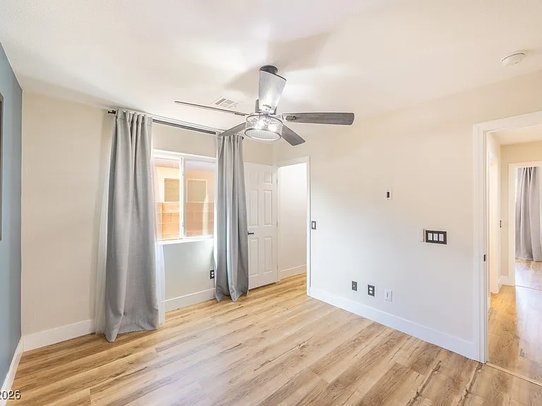 8217 Cabin Springs Ave — Photo 27