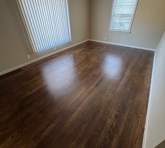 856 Canterbury St SW — Photo 4