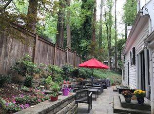 808 Winston Ter, Charlottesville, VA 22903