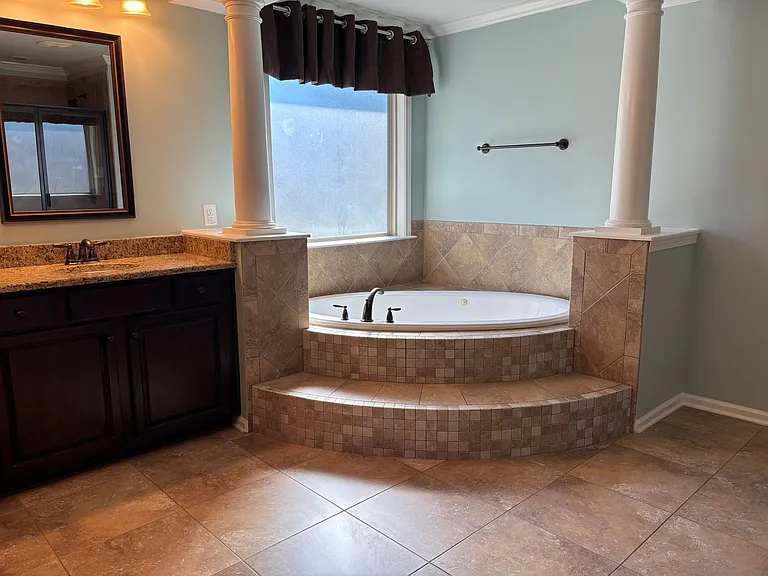 8811 Tamarron Dr — Photo 41