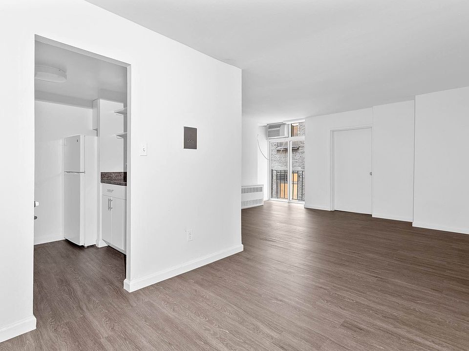 1st image of 88 Fulton St #115