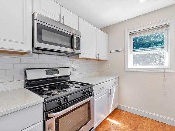 2nd image of 4 School St #2